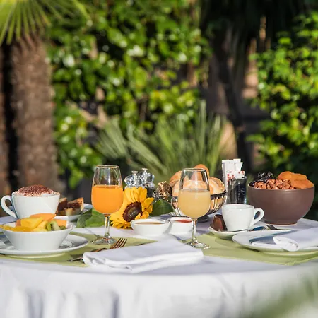 Hotel La Palma Au